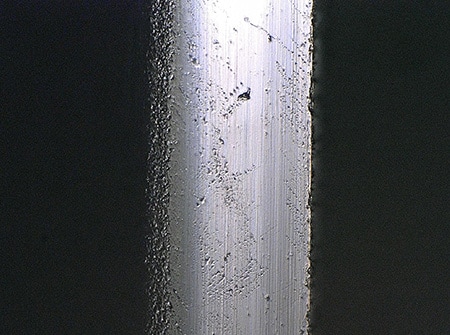 Zobrazení s vícenásobným osvětlením na mikroskopu řady VHX