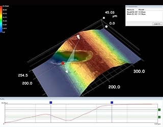 3D-Messung und Profilmessung eines Kratzers